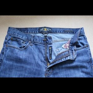 Men’s lucky brand 410 athletic fit jeans